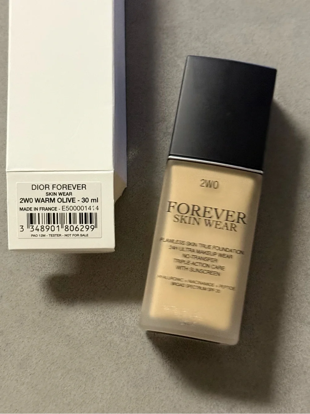 2WO Dior Forever Skin Wear Matte Foundation